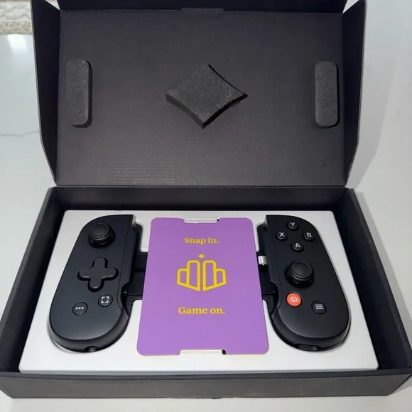 Backbone One - Lightning (2nd gen) - Picture 5 of 8